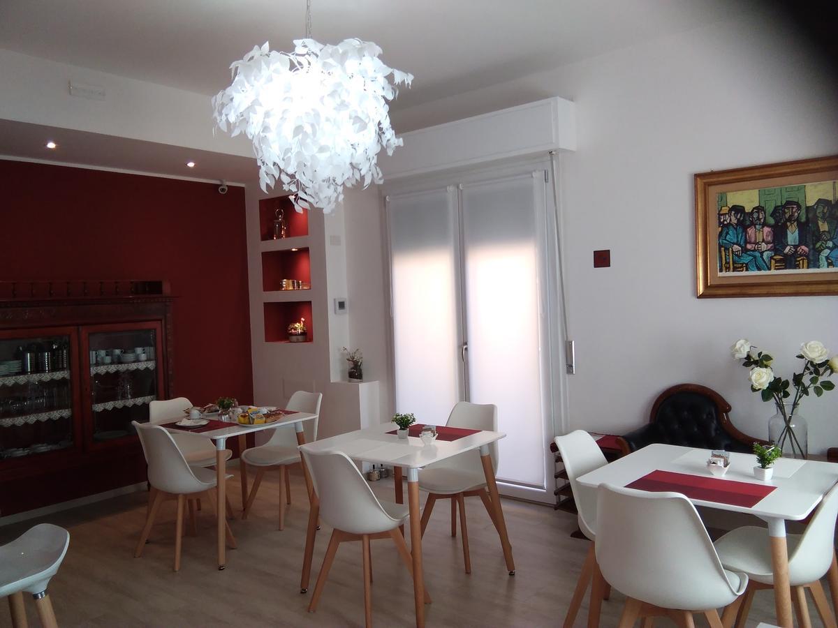 La Casa Di Atena 萨萨里 外观 照片